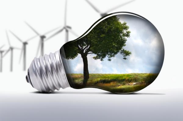 Energia: le fonti pulite battono petrolio e carbone
