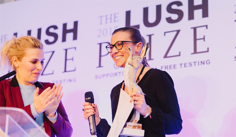 Tra i vincitori del Lush prize quest’anno, c’è anche una giovane ricercatrice bergamasca, Elena Kummer