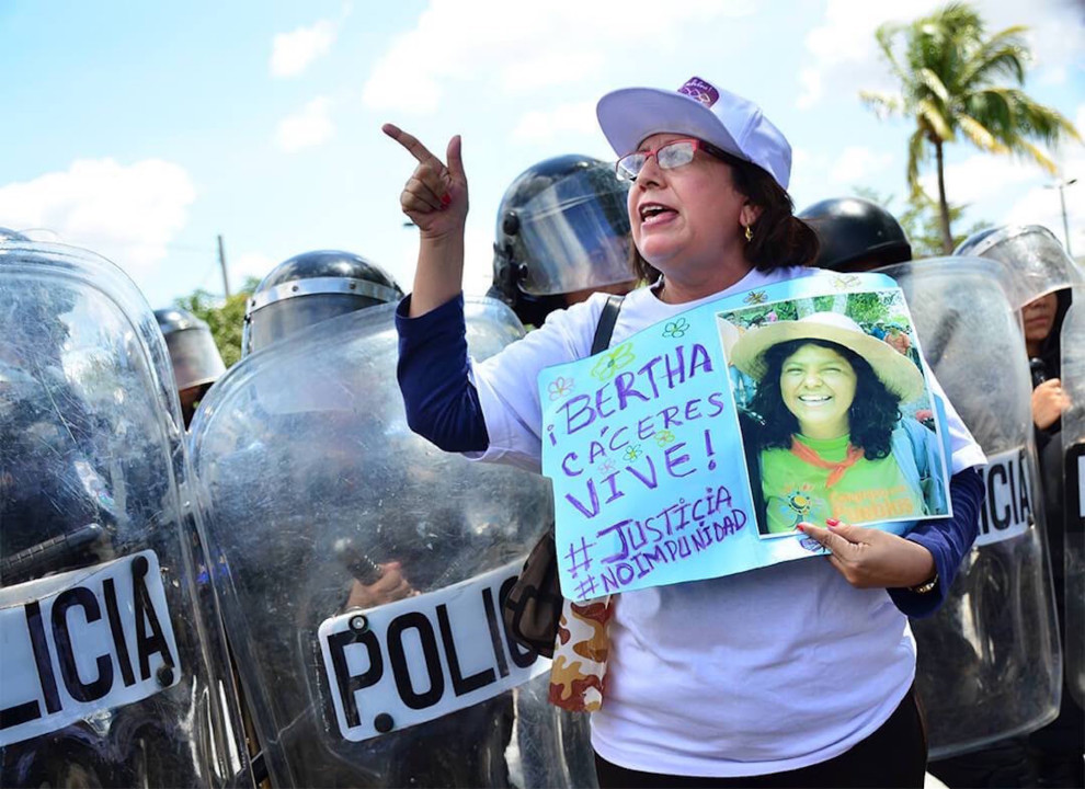Manifestazione per Berta Cáceres, ambientalista e attivista honduregna uccisa nel 2016