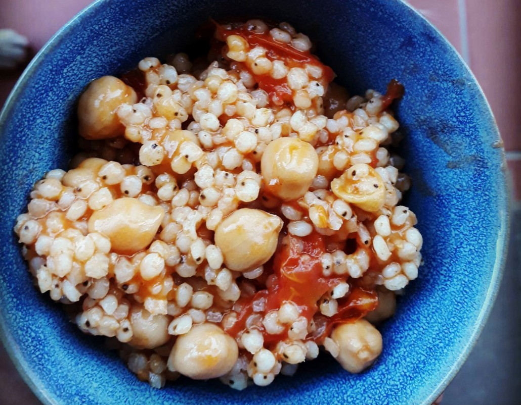 sorgo-pomodorini-ceci-ricetta