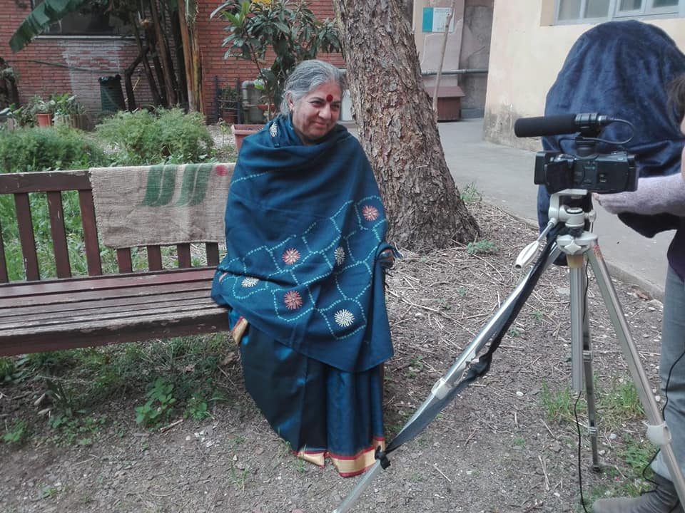 La nostra intervista a Vandana Shiva presso la Casa delle Donne di Roma