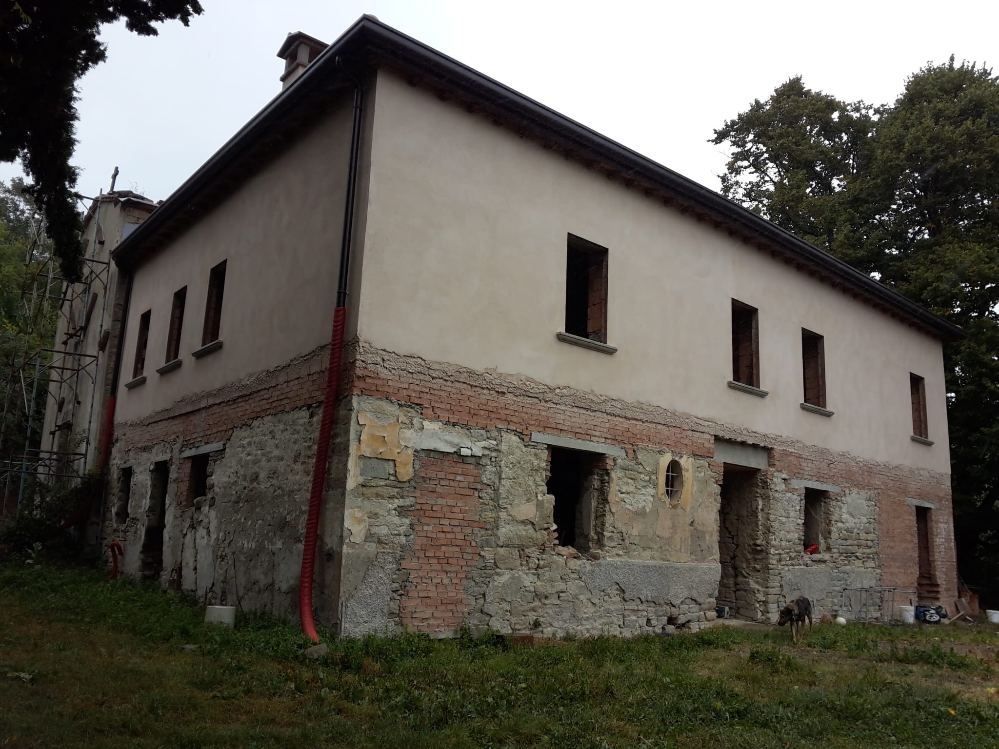 Offro casa e terreno in vendita nelle colline tosco-romagnole