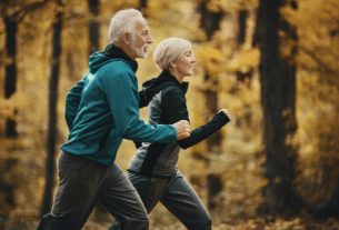 Curare di più l’ambiente e lo stile di vita per aumentare la longevità sana