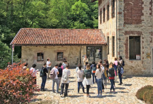 AttaccaFili, il progetto di turismo sostenibile a piedi e in bici per conoscere il territorio