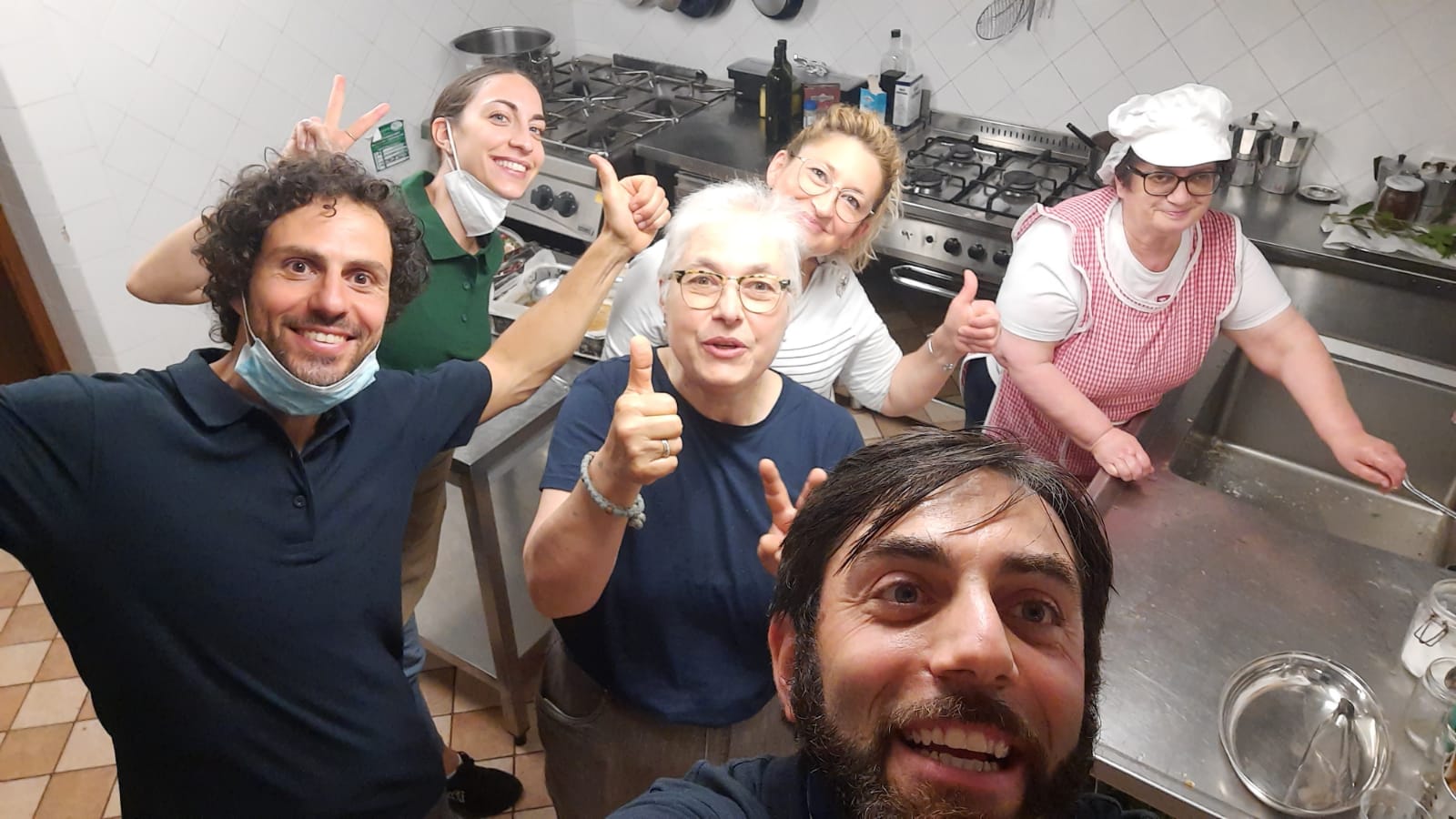 Cerco 5 ore al giorno del tuo tempo in cambio di vitto ed alloggio