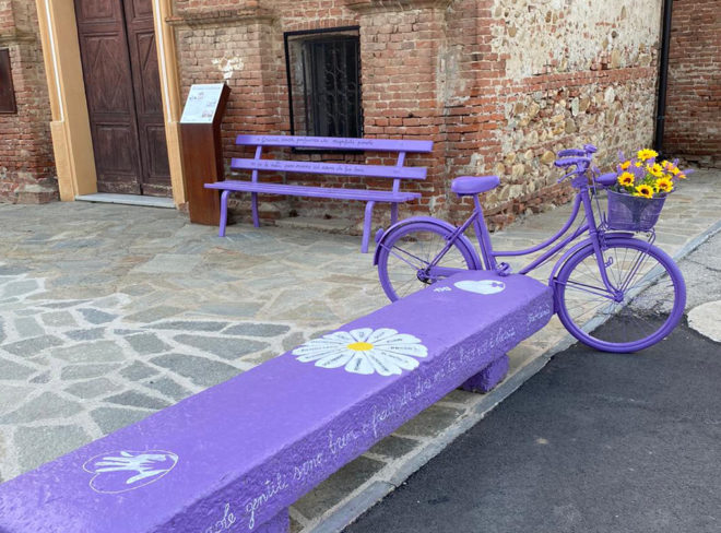 Panchine Viola