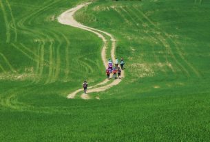 2021 anno boom del turismo a piedi: ecco l’identikit del camminatore tipo