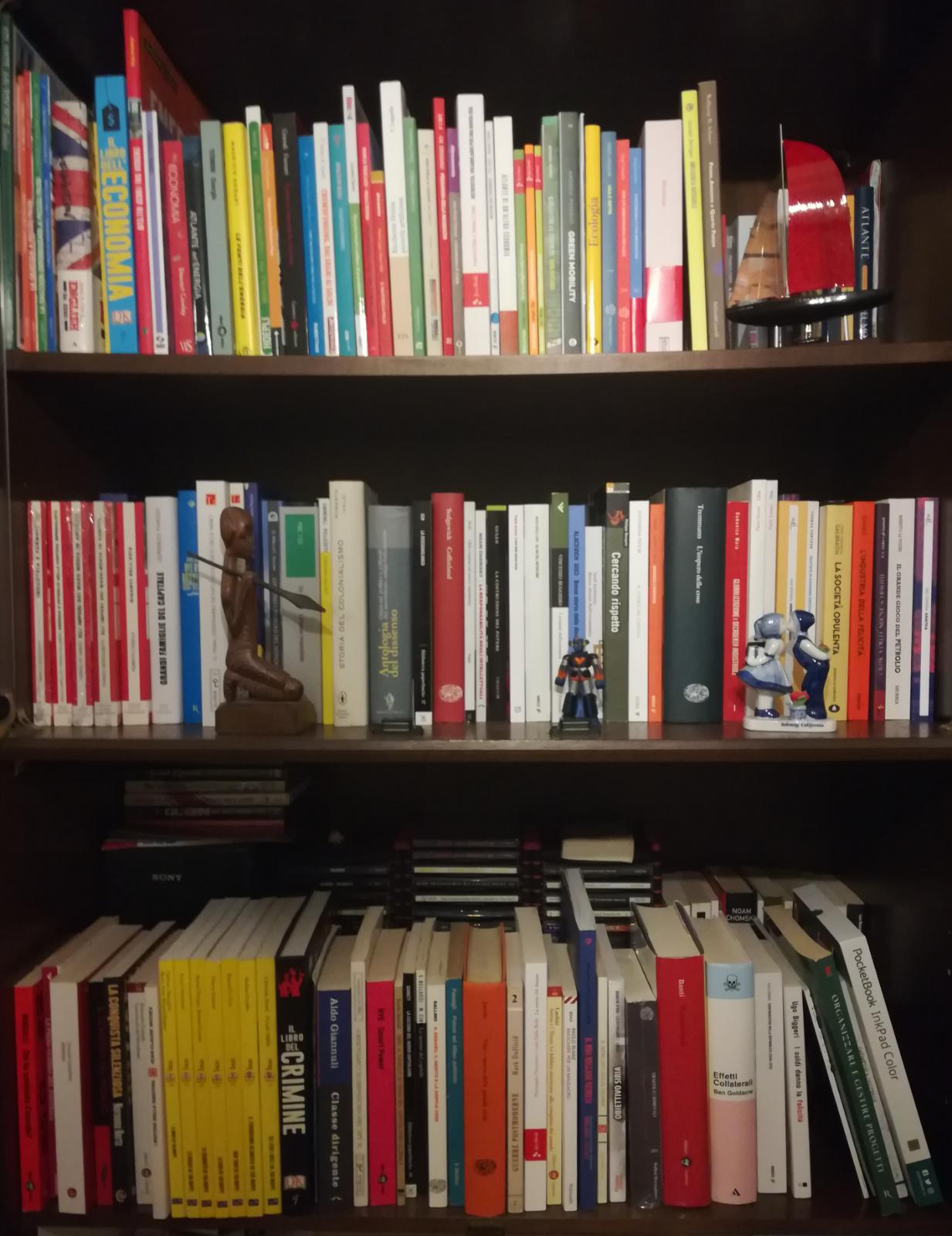 Offro biblioteca sociale