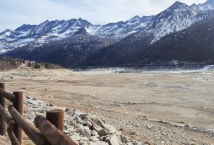 In Piemonte il lago di Ceresole è senza acqua: sono gli effetti della siccità