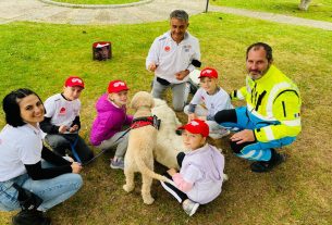 Basta Una Zampa: il progetto che porta la Pet Therapy ai bambini giunti dall’Ucraina