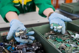 RAEE e riciclo di rifiuti elettronici: a che punto siamo in Italia?
