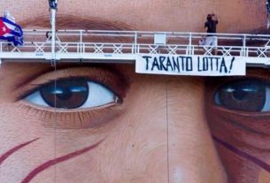 L’urlo di dolore di Taranto, ostaggio dell’ex Ilva: “Diciamo ai nostri bambini di non respirare”