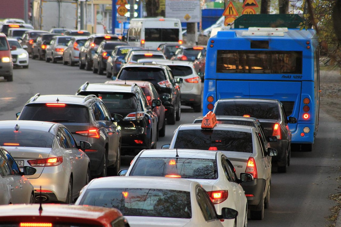 Zone a basse emissioni: ecco come eliminare dalle città le auto e  l'inquinamento che producono | Italia che cambia