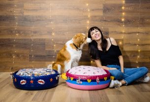 Da rifiuti a colorate cucce per cani: l’idea di Chiara, che recupera vecchi pneumatici abbandonati