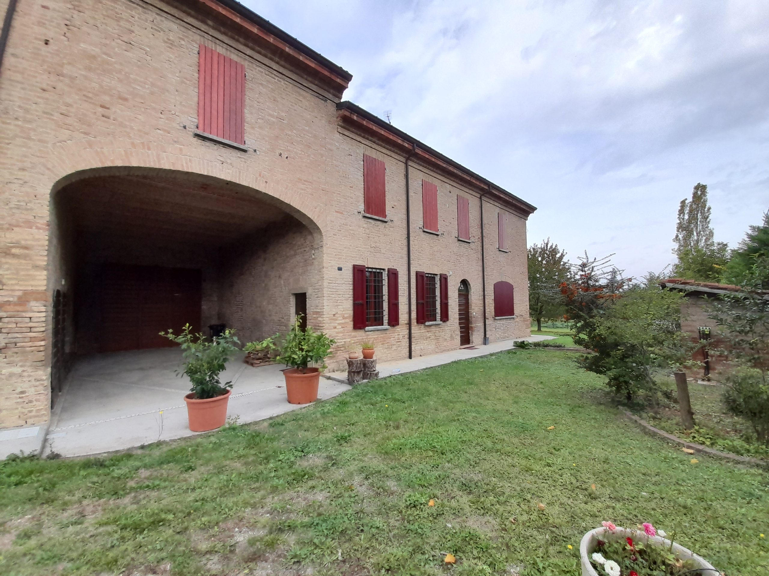 Vendo azienda agricola ideale per agriturismo, fattoria didattica, progetti di educazione, agricoltura sociale