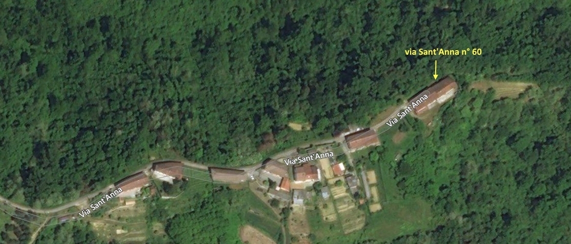 Offro casale immerso nel verde nelle colline del Monferrato