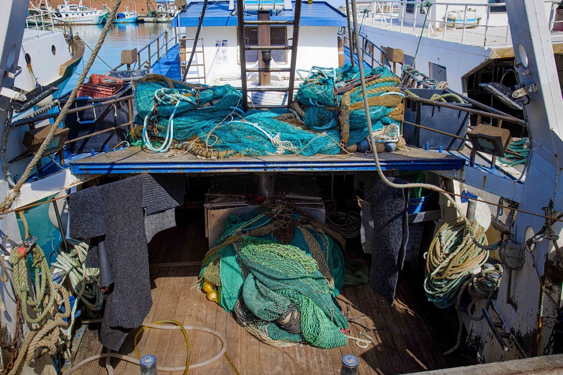 Presentato il primo atlante mai realizzato sulla pesca a strascico illegale nelle aree protette