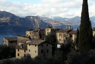 Fondazione Campo: arte, artigianato e turismo lento per far rinascere un borgo sul lago di Garda