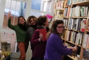 A Genova una piccola biblioteca di quartiere innesca la socialità