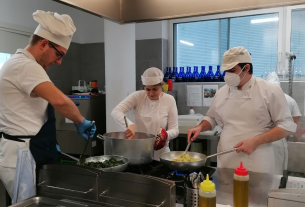 A Brugnato apre il Luna Blu Restaurant, gestito da dodici ragazzi con autismo