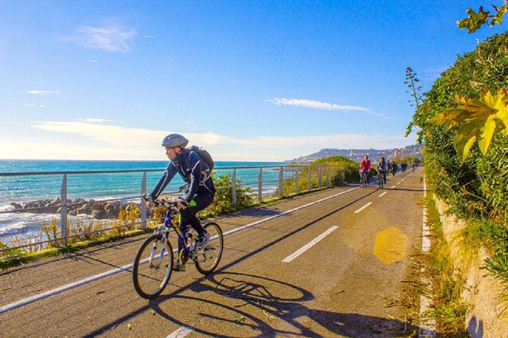 pista ciclabile riva ligure 00