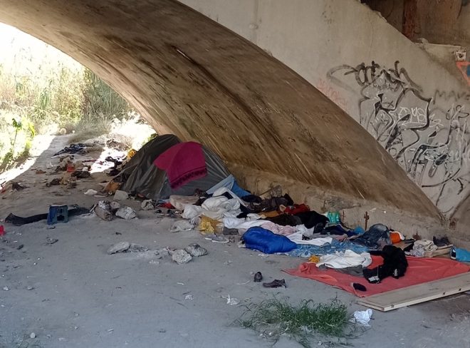 Ventimiglia, la città di confine in cui il flusso migratorio è bloccato dal 2015