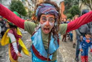 Per questo 2024 la rete del Carnevale Sociale di Napoli è pronta a ripartire più irriverente che mai