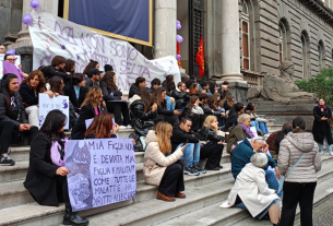 Disturbi del Comportamento Alimentare: Napoli e il sud si mobilitano per chiedere strutture