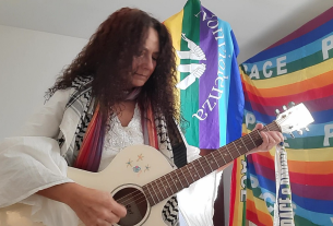 Agnese Ginocchio e la sua canzone per Gaza: la Nonviolenza è l’unica arma della Pace