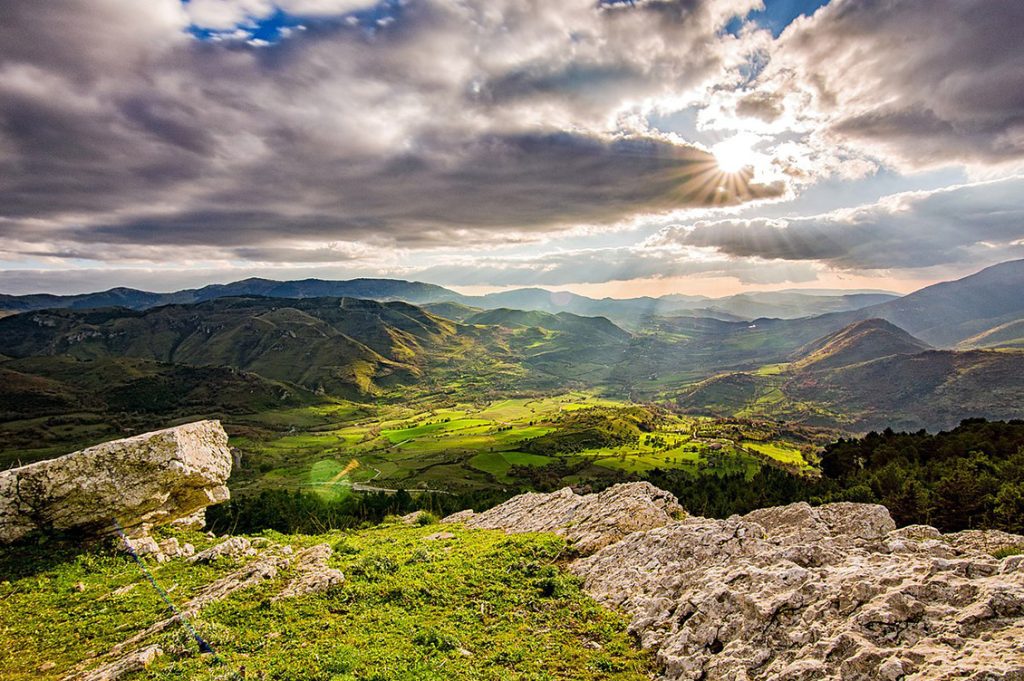 1200px Sguardo sul Parco Monti Sicani