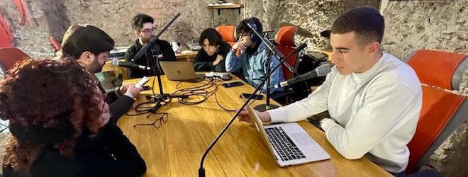 Laboratori Studenti reporter on air 1 1024x681 1