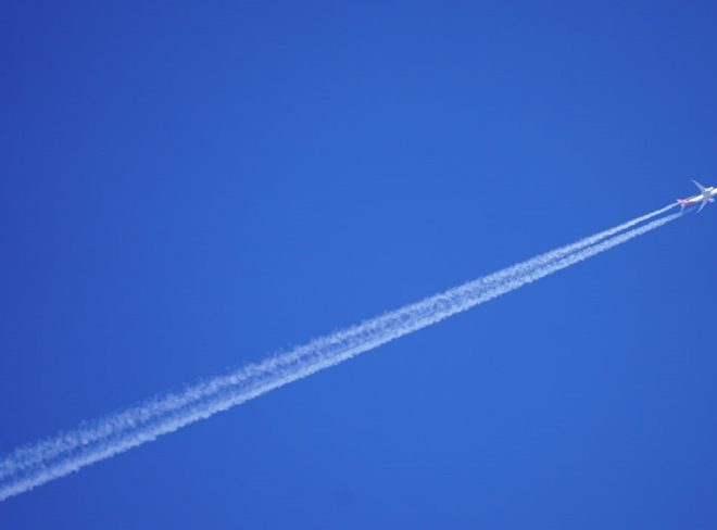 Quanto inquinano gli aerei? Ecco cosa dicono i dati e le leggi