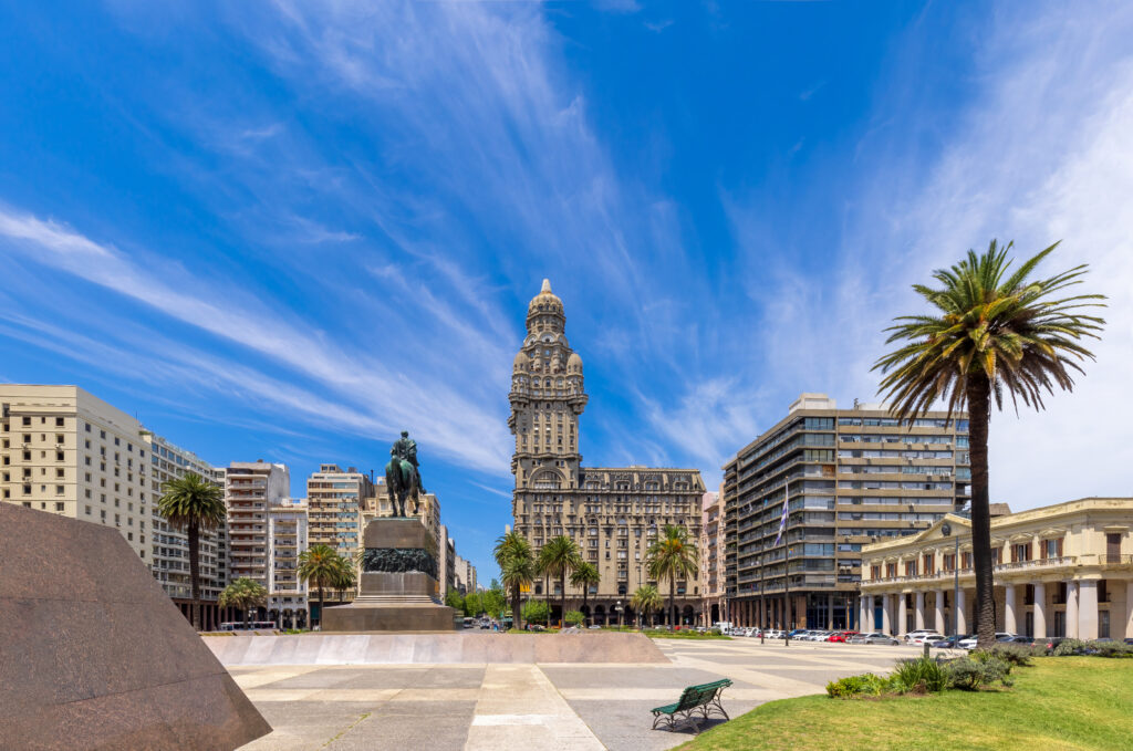 Montevideo, Plaza Independencia: la città dove Pepe Mujica ha governato l’Uruguay
