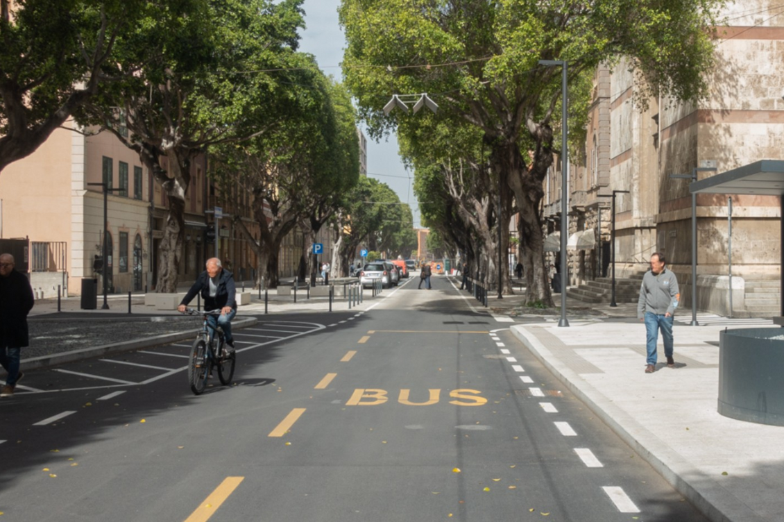 foto del comune di cagliari zona rossa