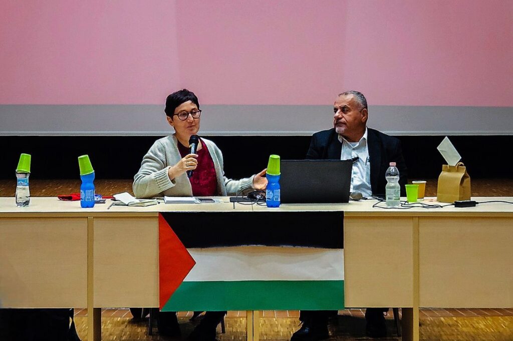 Moammed Hmidat e rossella De Blasi conferenza