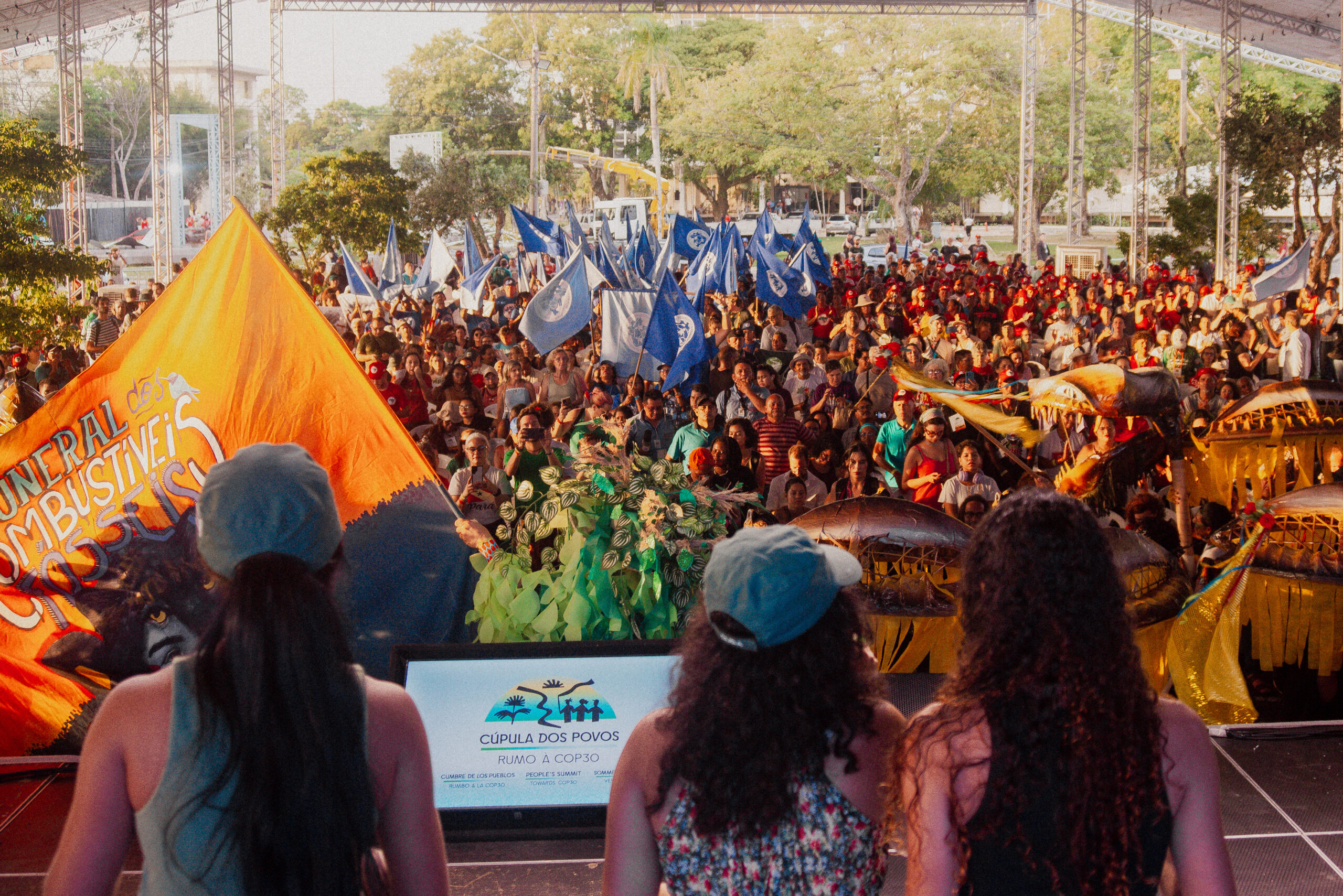 cupula dos povos