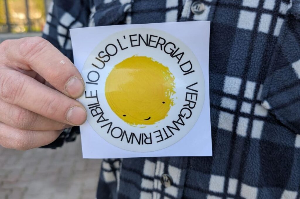 Adesivo Vergante Rinnovabile