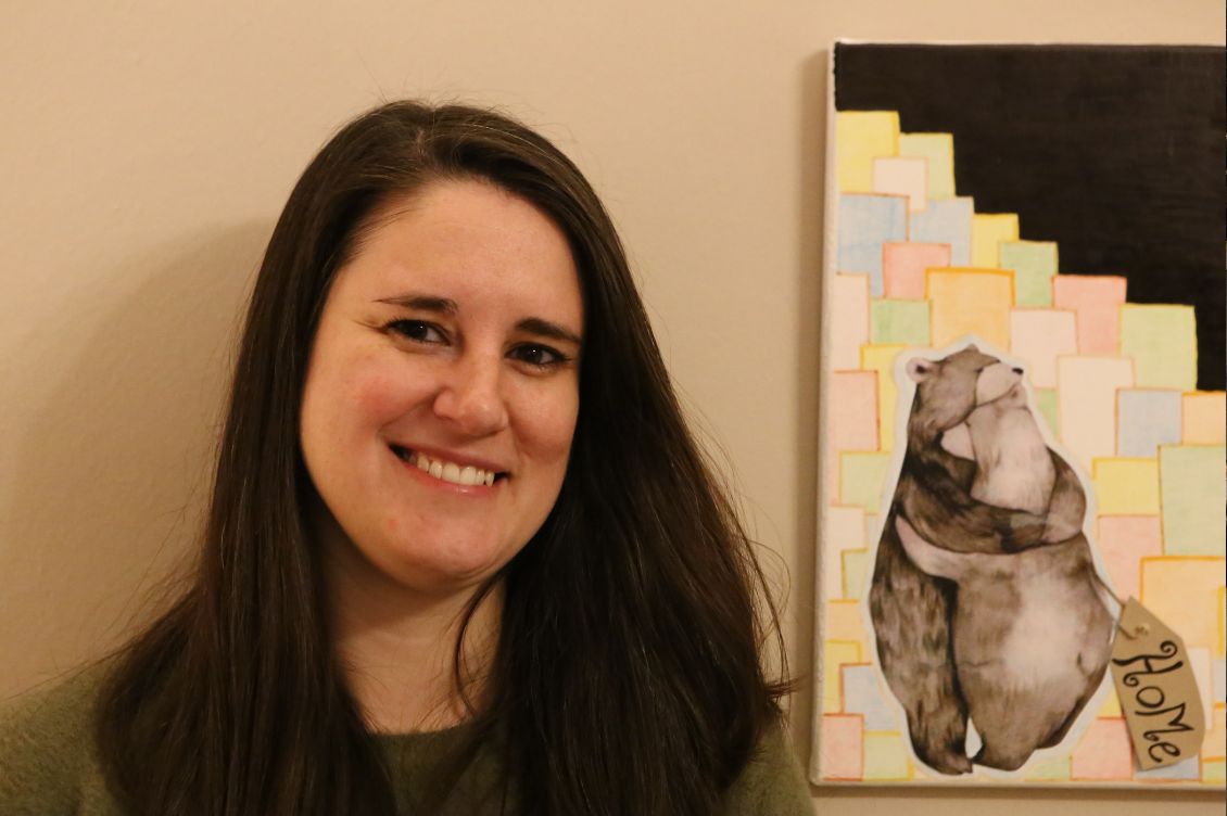 Ritratto di Luisa Vecchio, fondatrice di Cortile Vanillu, progetto di cucina vegetale a Giaveno