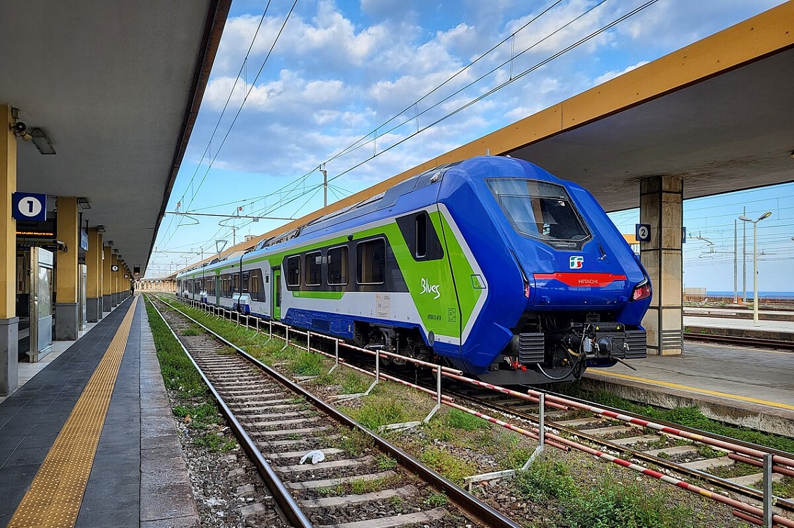 treni hitachi blues