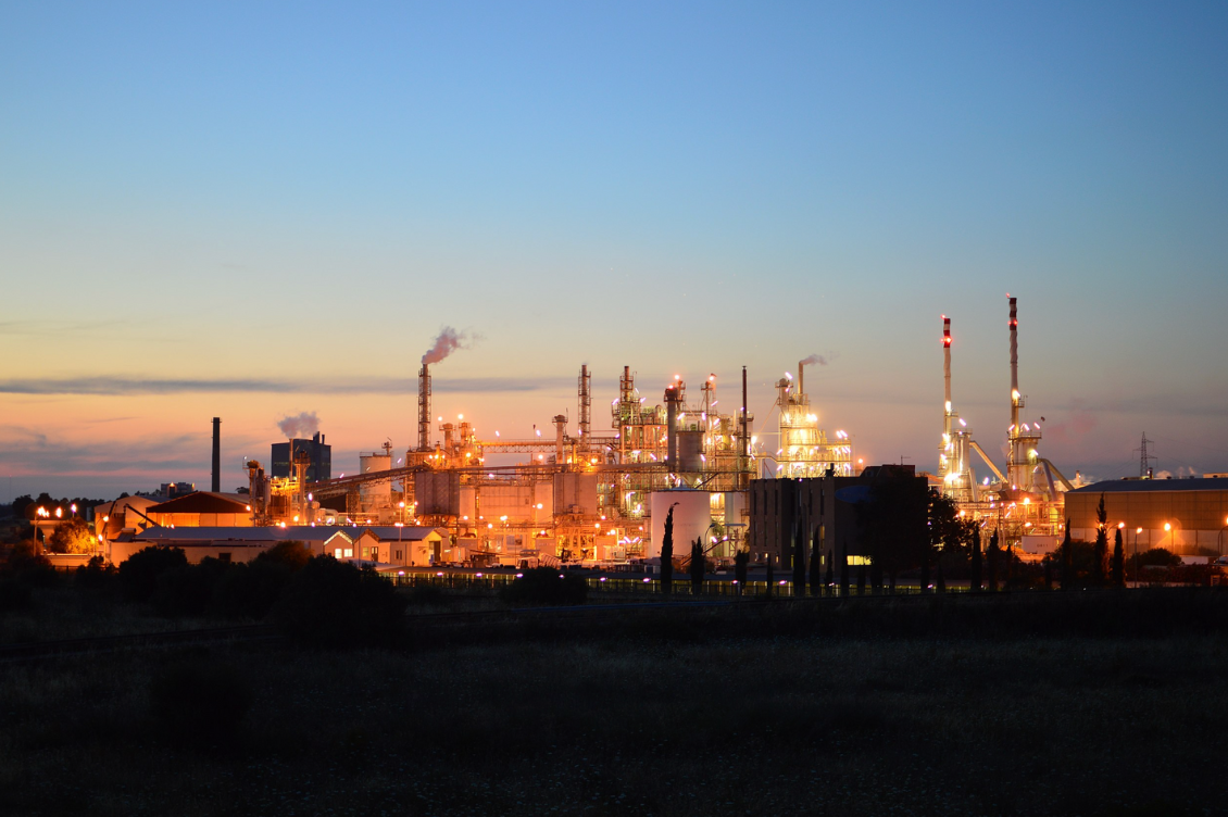 L'impianto nella zona industriale di Macchiareddu, in Sardegna