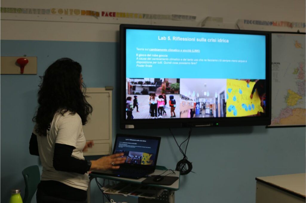 Laboratorio su cambiamento climatico e crisi idrica condotto da Laura Grassi nelle Langhe