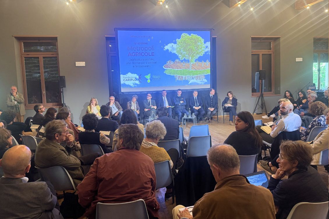 Sala del convegno Metropoli Agricole a Milano sull’agricoltura sociale in Lombardia