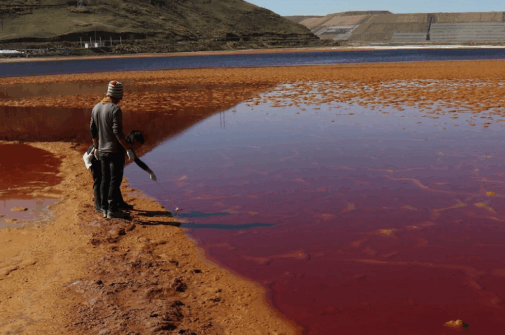 La storia di Cerro de Pasco, la città mineraria peruviana che ha fatto causa a una multinazionale