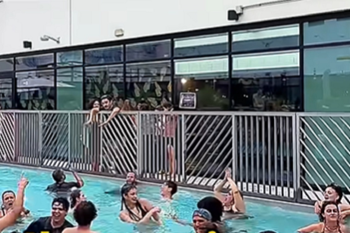 piscina occupata plat
