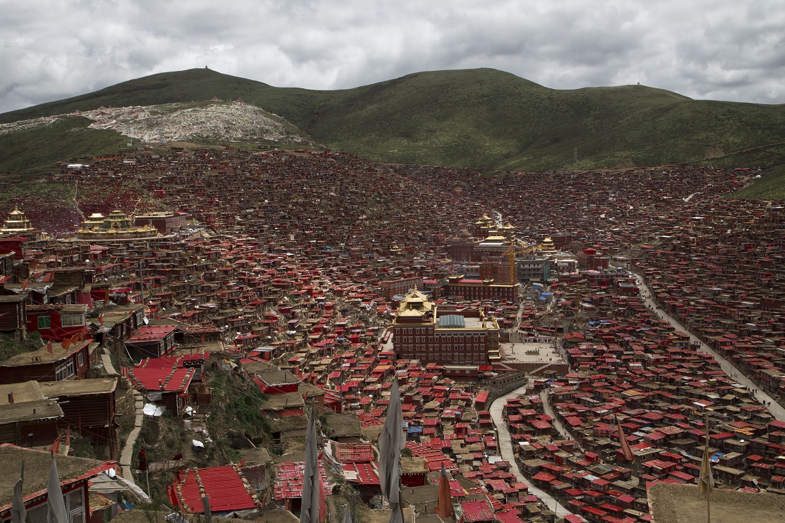 larung gar