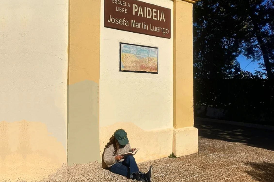 paideaia ant
