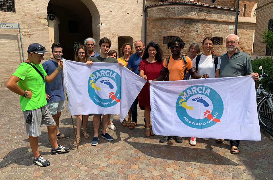 “Restiamo Umani”, la marcia che unisce l’Italia nel nome dell’uguaglianza